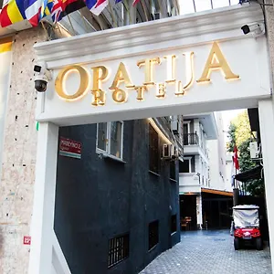 Opatija Отель